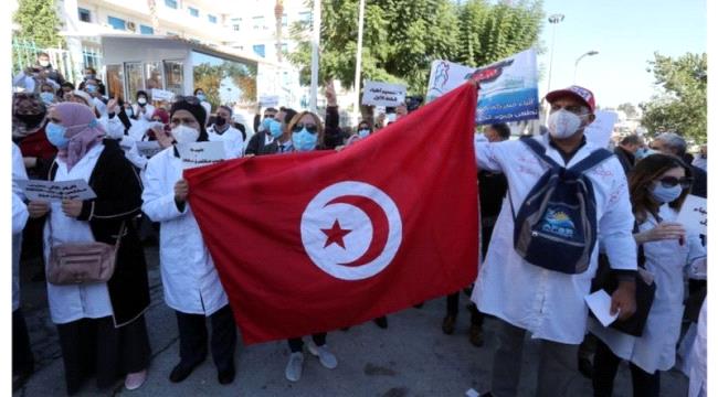 عرض الصحف البريطانية..في التايمز: تونس "في مفترق طرق" بعد 10 سنوات من الثورة