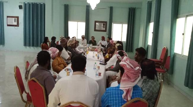 إتحاد مقاولي محافظة المهرة يعلن التصعيد ضد السلطة المحلية بعد رفضها الاستجابة لمطالبهم وصرف مستحقاتهم المالية