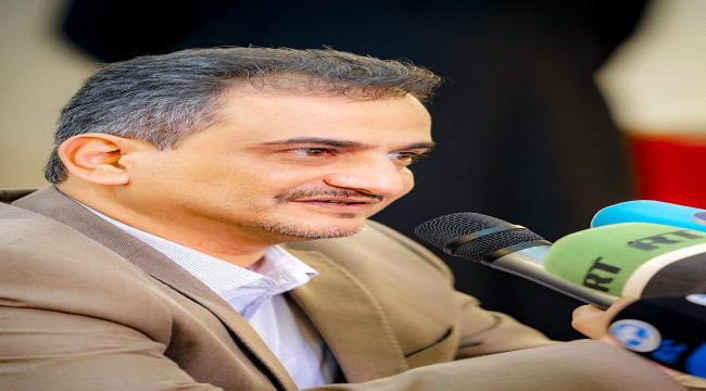 جهود لملس في محاربة فساد بريد عدن