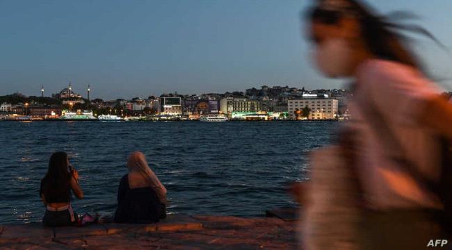 تعرية نساء محتجزات تفجر أزمة في تركيا.. وضحية تروي التفاصيل