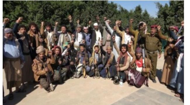 بينهم قيادي بارز... دفعة جديدة من قوات الاخوان تنشق عن الشرعية وتعلن انضمامها للحوثيين 