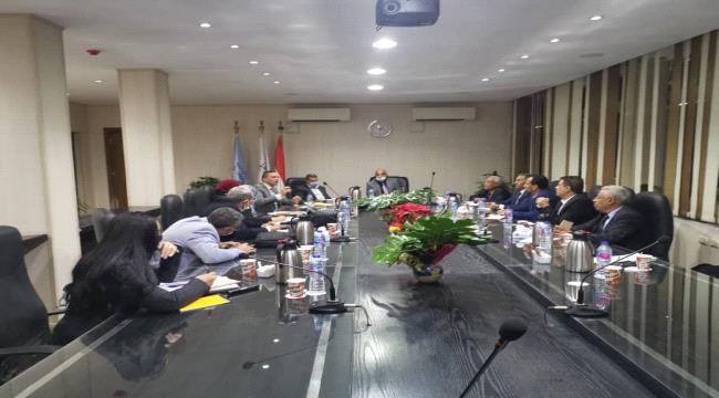 وفد وزارة الأشغال العامة يزور الهيئة العامة للطرق والكباري المصرية لتعزيز سبل التعاون بين البلدين