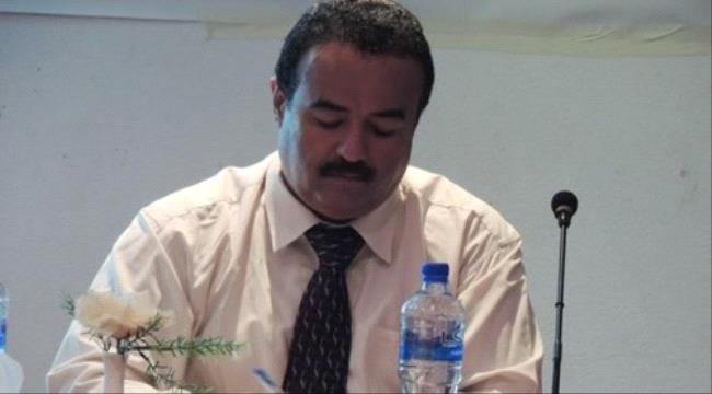 الربيعي يدعو الحكومة الى تأجيل الحديث عن الوحدة والانفصال ويكشف السبب؟