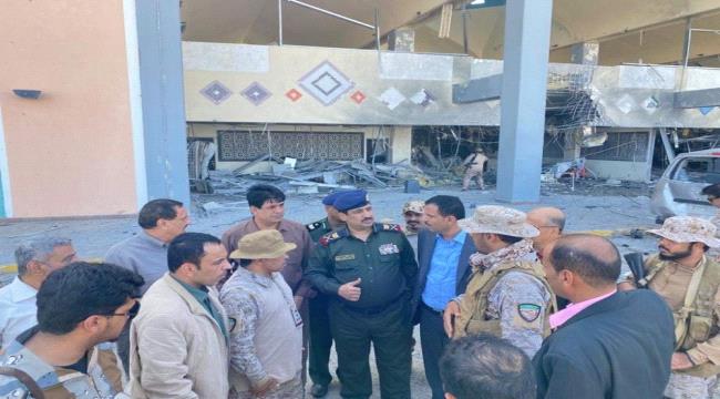 وزير الداخلية يتفقد مطار عدن الدولي ويطلع على حجم الأضرار التي لحقت به