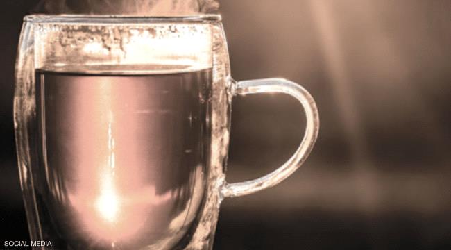 كأس دافئ من الماء صباحا يقيك من هذه الأمراض