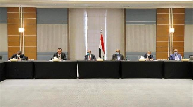 مصادر تكشف عن حقيقة التوافق على رئيس جديد للحكومة وكواليس مايدور في الرياض  