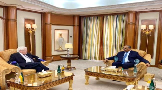 محلل عسكري: الزبيدي لن يقبل باي اتفاق لا يكون في صالح الجنوب اليوم وغداً