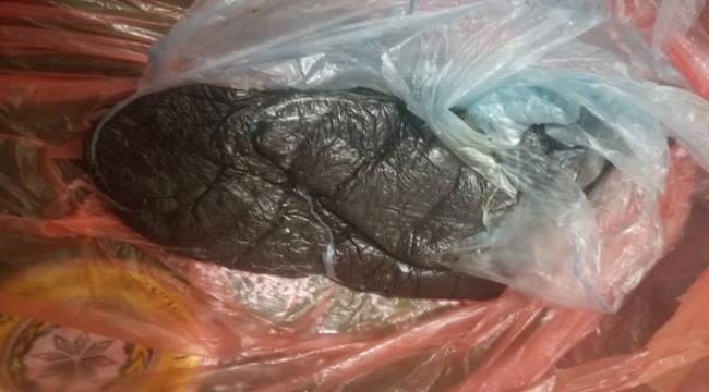 في كمين أمني محكم .. شرطة القاهرة تلقى القبض على عدد من مروجي الحشيش في العاصمة عدن