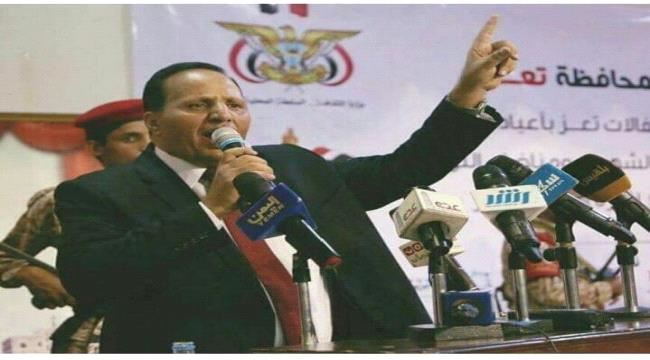 مستشار رئيس الجمهورية يدعو زعيم جماعة الحوثي إلى "السلام" ويقول انه سيلغي دور "التحالف"