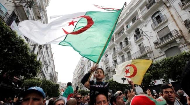 عرض الصحف البريطانية..الإندبندنت: فيروس كورونا يخدم قمع النظام الجزائري للمحتجين