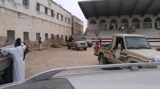 عاجل : مليشيا تابعة للحريزي تسيطر على موقع ساحة المليونية في الغيضة وتوتر كبير تشهدة المهرة