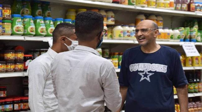 وزارة الصحة ومنظمتي رؤية و شمر تدشنان النزول الميداني للتوعية بفيروس "كورونا" في عدن