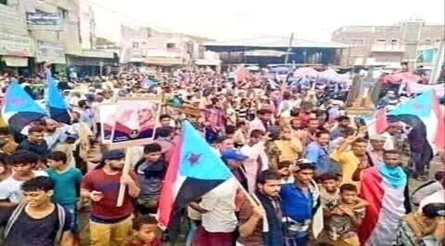 الربيزي يكتب.. ستظل لودر شاهدة على عمالتهم