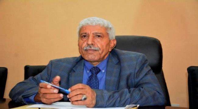 وزير الصحة يدعو جماعة الحوثي للتعاون لفتح قنوات صحية بين المحافظات اليمنية لمكافحة كورونا (حوار)