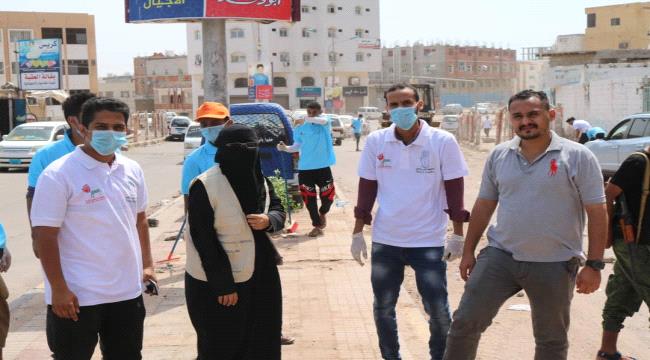 اطلاق حملة لأجل عدن لرفع الاضرار  ومخلفات السيول بعدد من احياء عدن