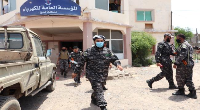 استمرارا لجولته التفقدية.. نائب قائد قوات حماية المنشآت يزور عدد من المرافق الحكومية في عدن ولحج