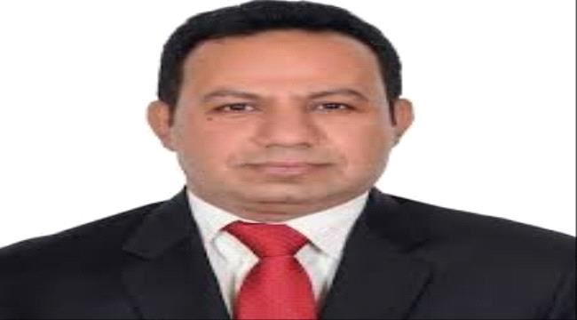 الشبحي:اتفقت الشرعية مع الحوثيين على إمداد صنعاء بعشرات الميجاوات وخاطبت الشركات بعدم إدخال الوقود إلى عدن