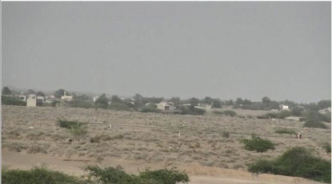 الحديدة:مليشيات الحوثي تطلق النار على منازل المواطنين في الجاح