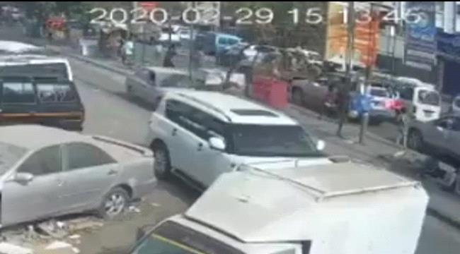 الاجهزة الامنية تكشف هوية افراد الطقم العسكري الذي قام بقتل الشاب الجنيدي في أحد شوارع عدن