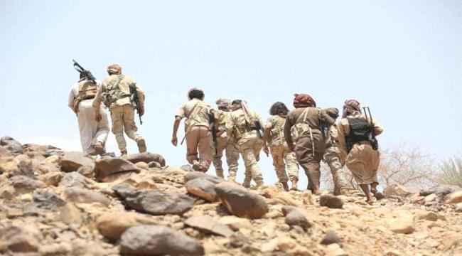 العرب الدولية : هجمات حوثية متعددة لاستثمار ارتباك القوات اليمنية