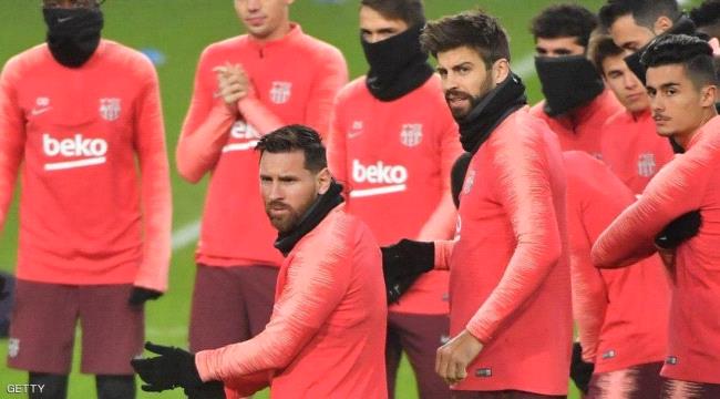 لتخطي الأزمة.. برشلونة سيطلب "مساعدة مادية" من نجومه