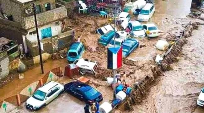 سيول تضرب مدينة عدن والحكومة توجّه بتشكيل لجان طوارئ