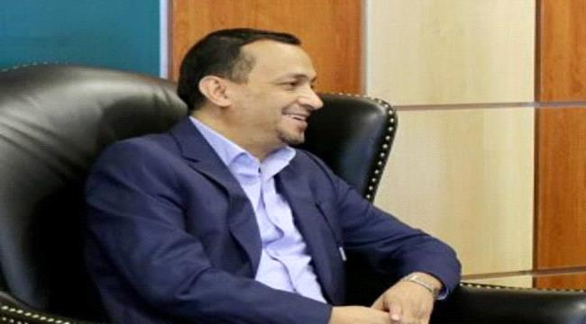 الاستقالات تتوالى..وزير جديد يقدم استقالته للرئيس هادي
