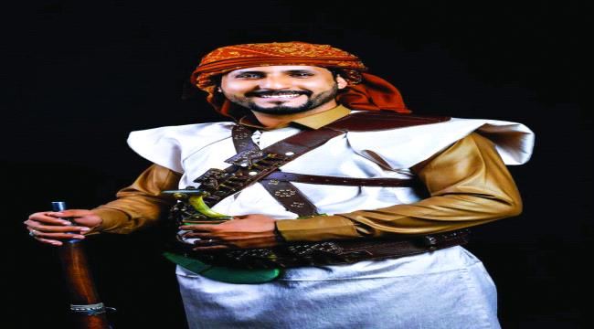 شاب يمني يحتفل بزواجه عبر «فيسبوك» تشجيعاً للتباعد