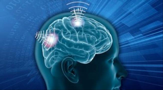 علماء يبتكرون جهازا لقراءة العقل يحول الأفكار إلى جمل فى دقائق معدودة