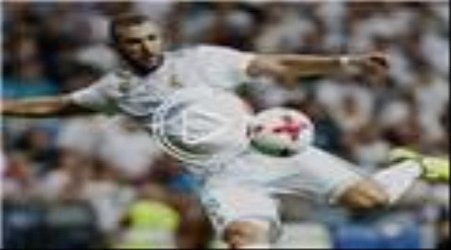 فرحة الكلاسيكو تزين المئوية الخامسة لبنزيما