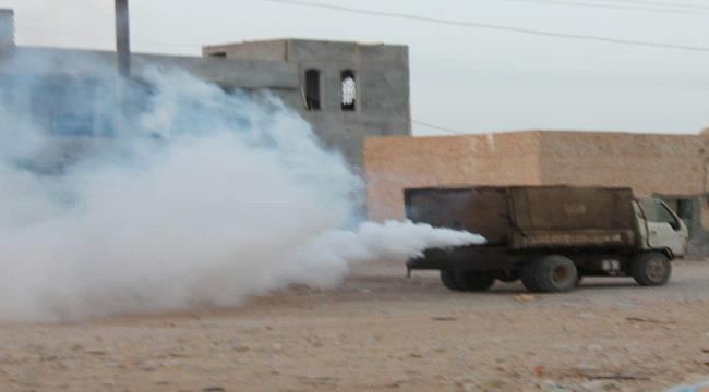 المهرة:صندوق النظافة ينفذ حملة رش دخاني ويدوي في مدينة الغيضة