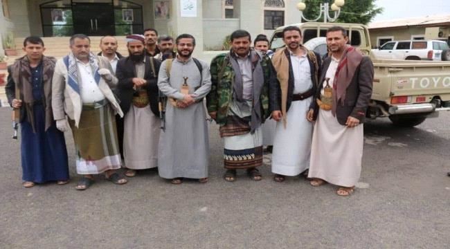 انشقاق قيادي عسكري عن الشرعية وانضمامه للحوثيين 