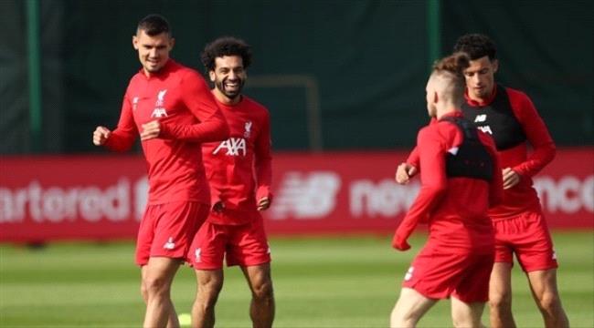 رئيس ليفربول يطالب باستكمال الدوري الإنجليزي