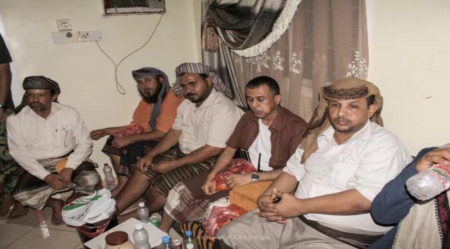 قائد الدعم والإسناد يزور منزل الشاب ياسين فدعق