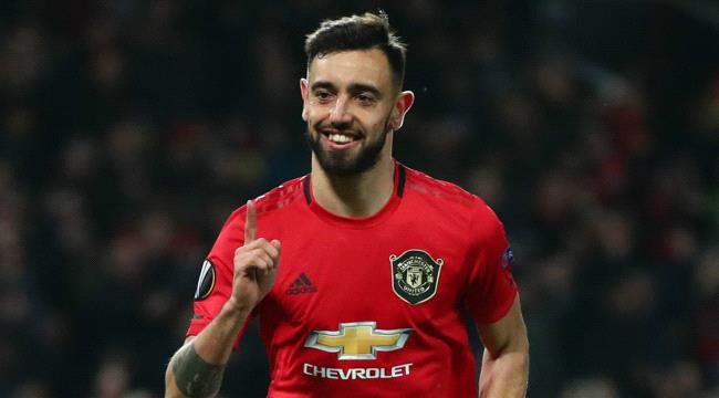 نجم يونايتد حلقة جديدة في صراع برشلونة والريال