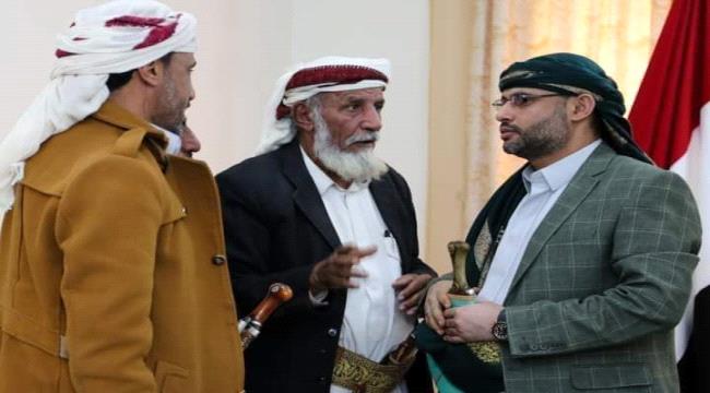 شيخ قبلي بارز موال للشرعية يصل صنعاء ويلتقي قيادات الحوثيين