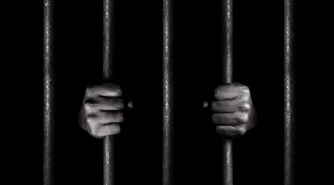 تعذيب حتى الموت.. وفاة مخفيّ قسراً بسجون الحوثي في صنعاء