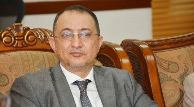 الحوثيون يوقفون وزير المياه بتهم "فساد" وسط تصاعد الصراعات الداخلية
