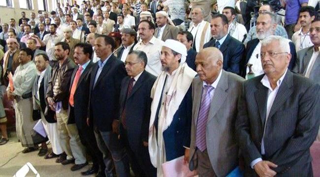 لقور : مراكز النفوذ اليمنية تحاول العودة الى الجنوب عسكرياً وسياسياً