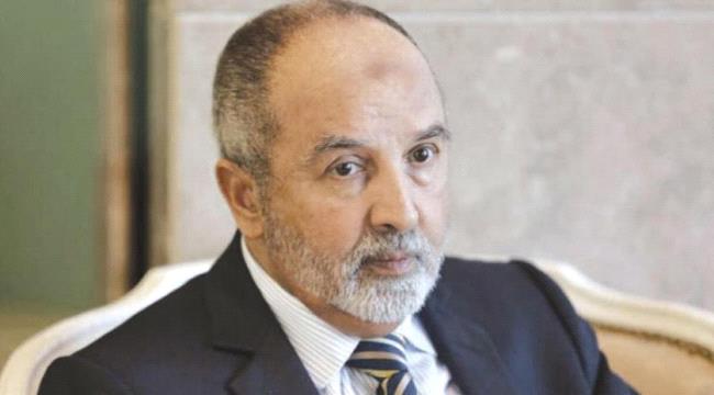 سفير يمني: يجب على اليدومي ان يكون أكثر وضوحا والا عليه الاعتزال واعلان عجزه السياسي