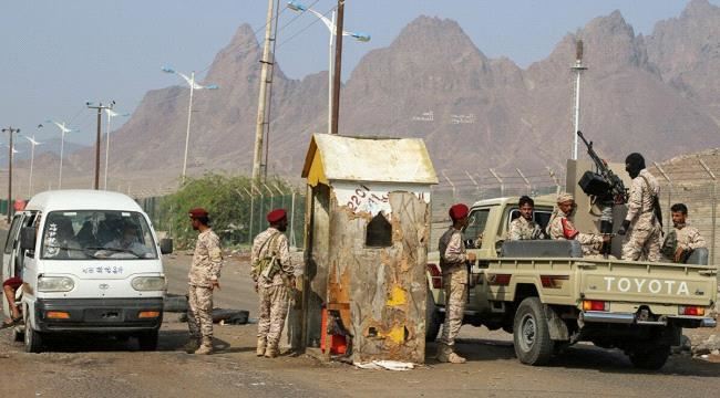 الشق العسكري.. شرط الشرعية الذي ترفض تنفيذه