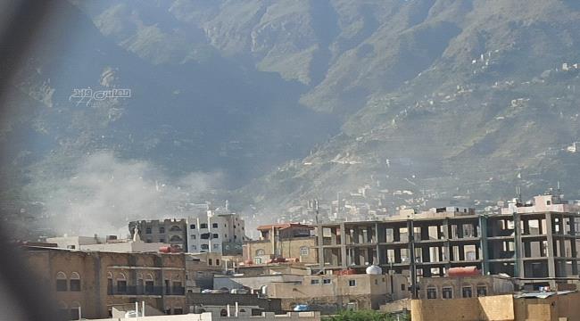 قصف حوثي يستهدف إحدى المدارس بتعز