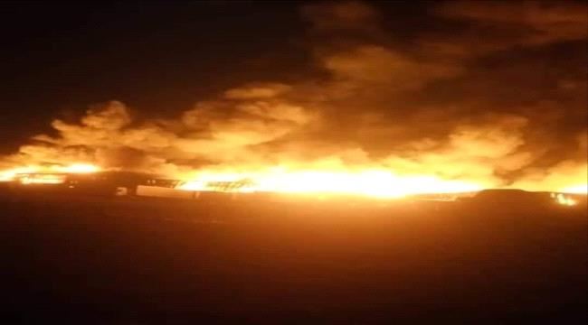 مليشيات الحوثي تدمر مستودعات أكبر مجمع صناعي وتجاري في الحديدة