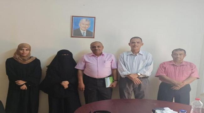 عميد كلية المجتمع يطلع على دور مؤسسة الطلاب المتفوقين بعدن بتشجيع التميز الدراسي	