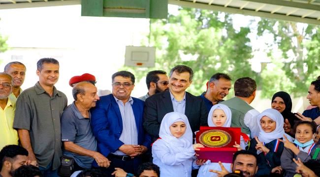 بحضور المحافظ لملس .. كرنفال بهيج للألعاب التنشيطية لطلاب الصم والبكم بعدن