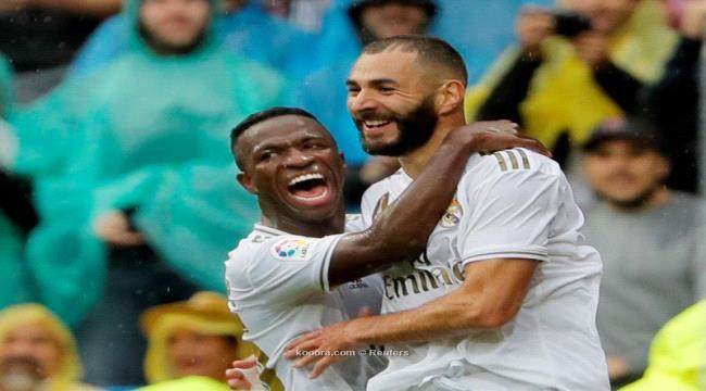 كيف تقابل بنزيما مع فينيسيوس في مران ريال مدريد؟