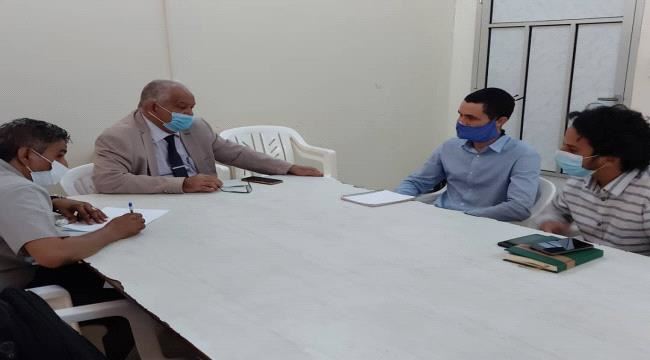 الوالي يلتقي رئيس بعثة أطباء بلاحدود البلجيكية في العاصمة عدن 