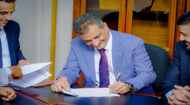 تقرير:هكذا بدأ لملس  مشوار "فكفكة" الأسلاك الشائكة؟