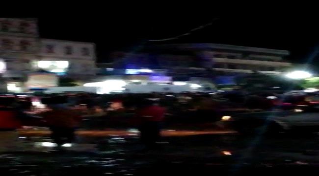 الضالع.. قرار ميلشيا الحوثي بمنع التعامل بالعملة الجديده يهدد أكثر من 2000 موظف  بتوقف رواتبهم في هذه المناطق