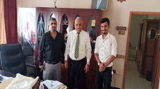 منظمة رؤية للثقافة والسلام تلتقي بنائب رئيس جامعة عدن لشؤون الطلاب لمناقشة اوضاع الأقسام الداخلية